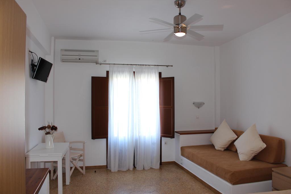 Hotel Kamari Kamares  Oda fotoğraf